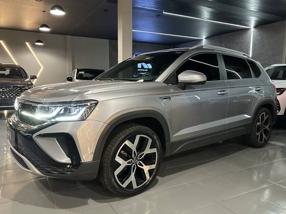VOLKSWAGEN TAOS 1.4 250 TSI TOTAL FLEX HIGHLINE AUTOMÁTICO